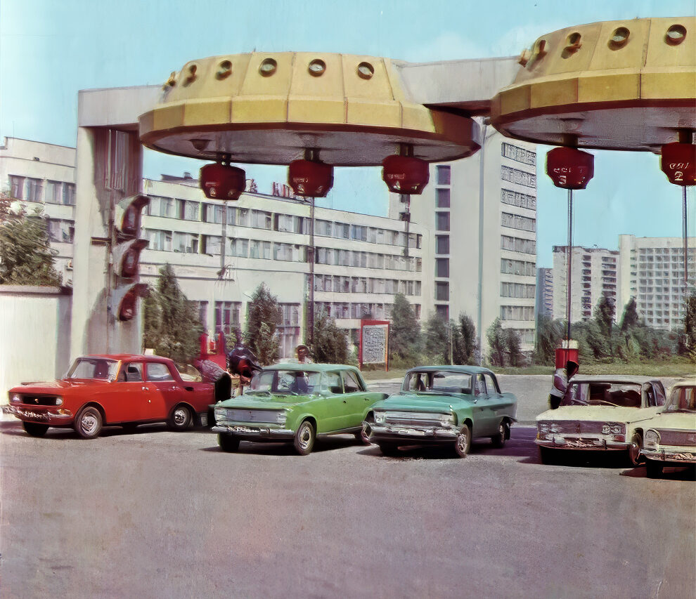 The Futuristic Flying Saucer Gas Stations Of Soviet Era Kyiv »