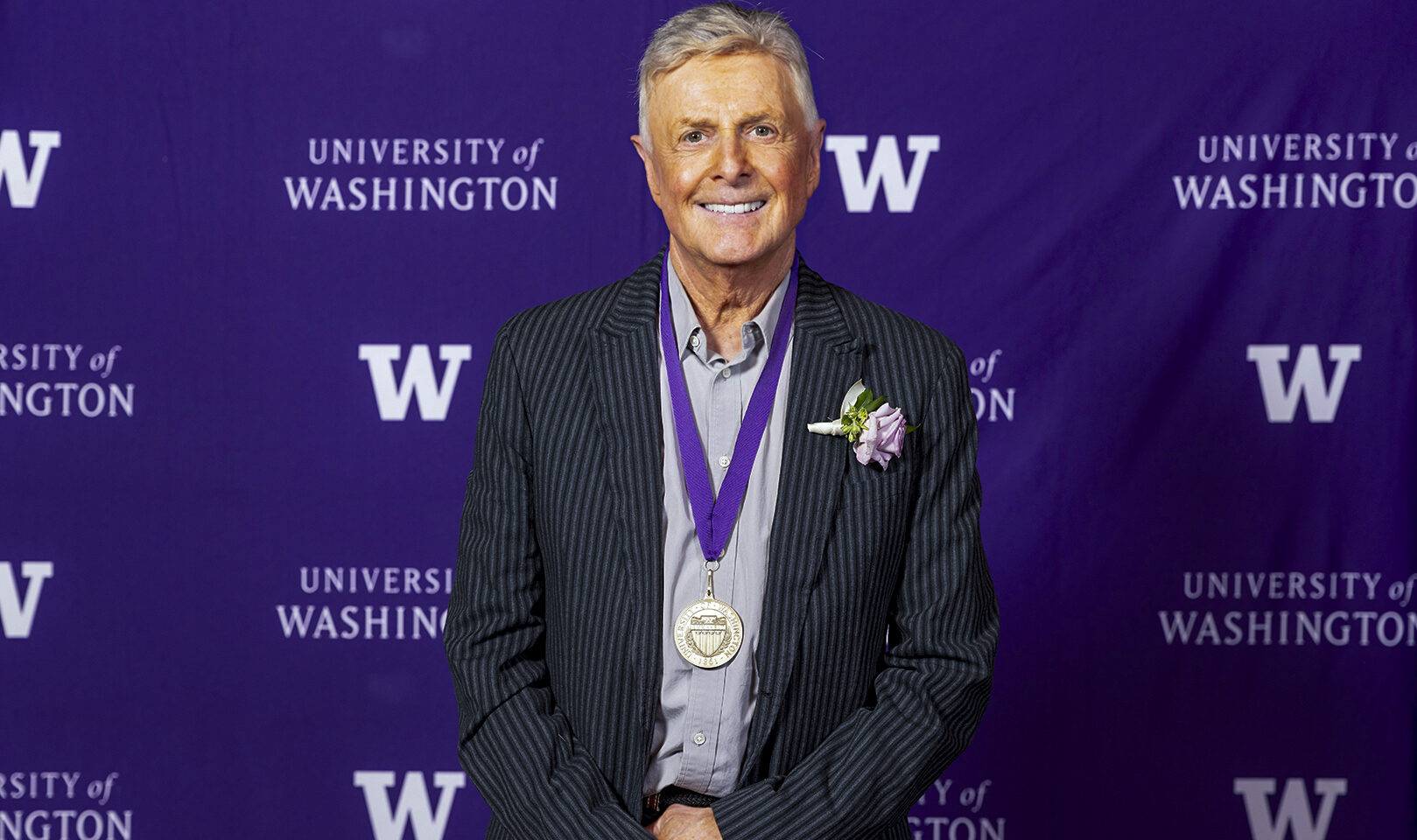 Art Wolfe Uw's 2024 Alumnus Summa Laude Dignatus Award