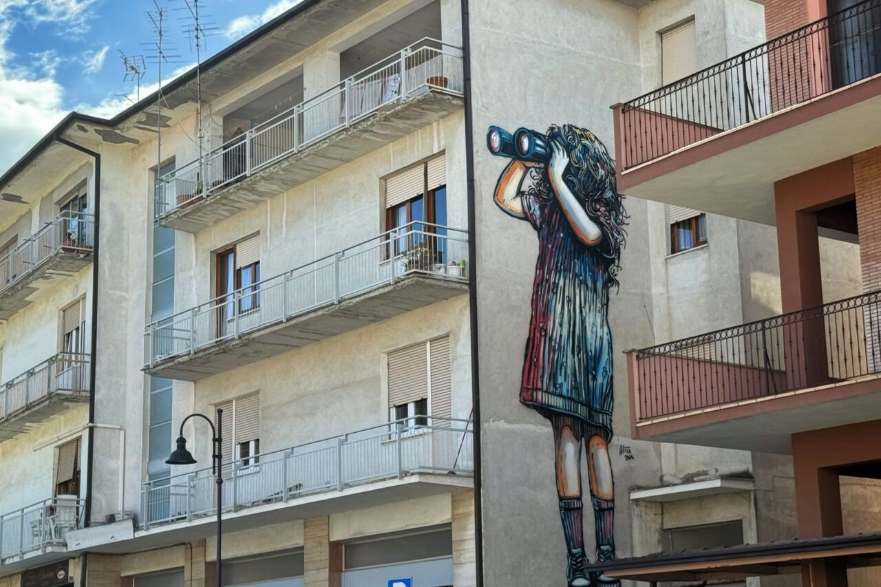 Alice Pasquini's Softhearted Murals Paint Stories Over City Scars —