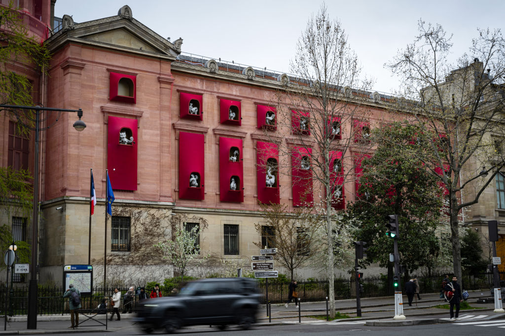 Activists Denounce Paris Museum After Tibetan Exhibits Renamed (kaamsechitrakaar)