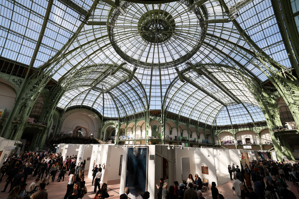 Art Basel Paris Exhibitors Forced To Protect Artworks From Leaks